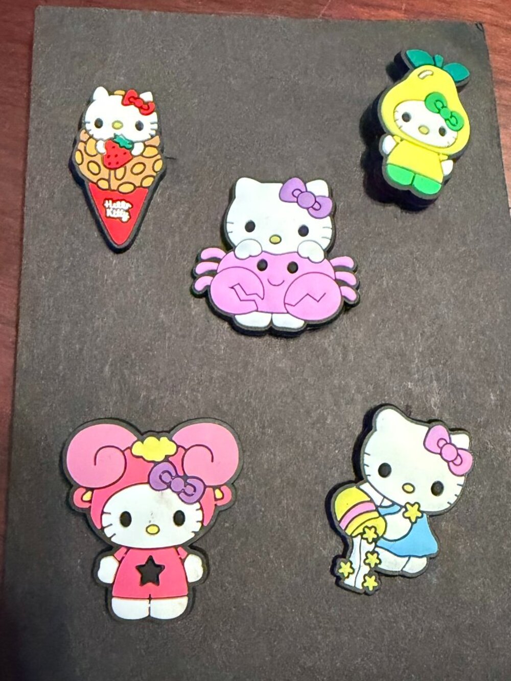 HELLO KITTY (5 pc) Shoe Charms for Crocs (BRAND-NEW & SO CUTE!)
